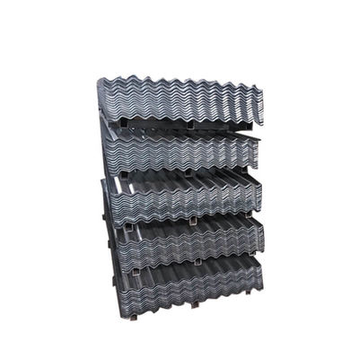 G550 610mm ha galvanizzato lo strato ondulato HRB95 ha galvanizzato le mattonelle degli strati del tetto del ferro