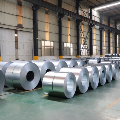 L'acciaio 600mm-1250mm del galvalume di DX54D Aluzinc ha laminato a freddo la costruzione d'acciaio della bobina