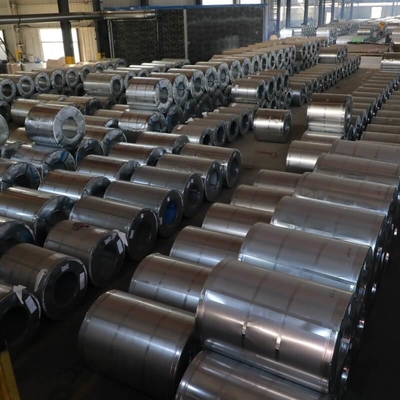 Il lustrino regolare di JIS ha galvanizzato l'acciaio laminato a caldo dell'acciaio 610mm in bobine