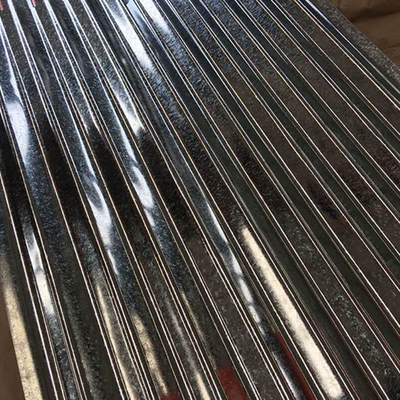 DX51 ha galvanizzato il tetto coprente d'acciaio del metallo galvanizzato 0.27mm degli strati riveste Z80 di pannelli